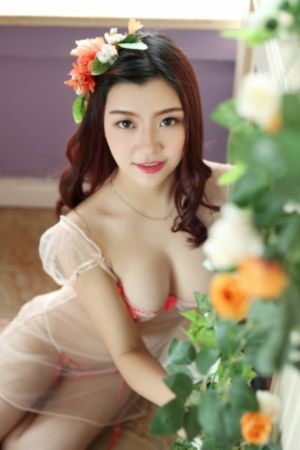 欧美大型吻戏_4K手机在线看