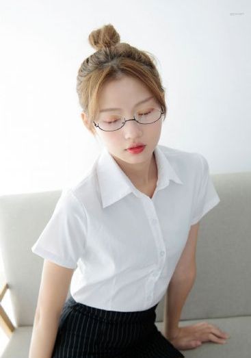 欧美服装吧_BD韩语在线播放