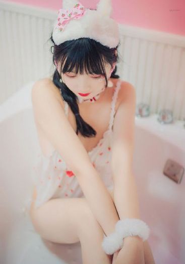 黄色欧美日本人妻专区_剧情片最新电影在线观看
