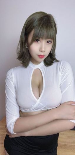 欧美大奶黄色片_BD电影完整版在线观看