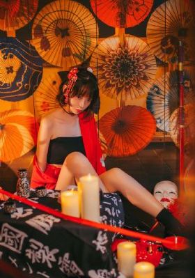 欧美国产亚洲小女人_1080P电影在线观看