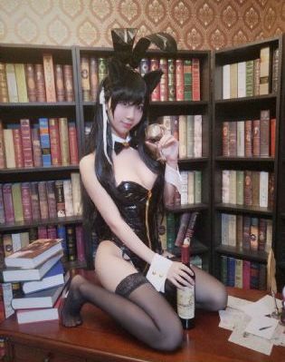 欧美姿化妆品淘宝_BD免费观看电视剧