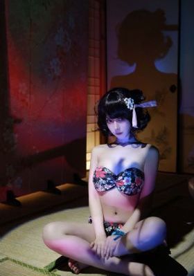 欧美街拍达人一对姐妹_720完整在线观看