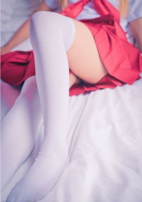 欧美白色卫衣街拍_DVD手机免费观看完整